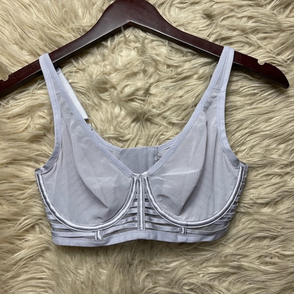 NWOT • Victoria's Secret • Unlined Full Coverage Plunge Bra • Lilac • 32DD - Picture 2 of 8